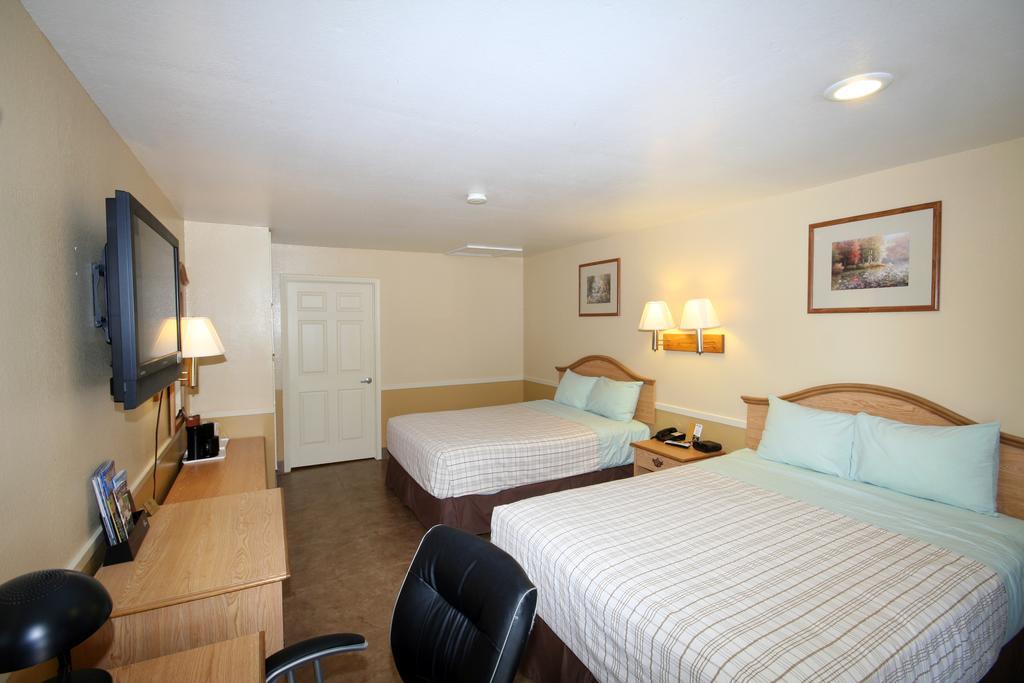 Edinburg Executive Inn Eksteriør billede