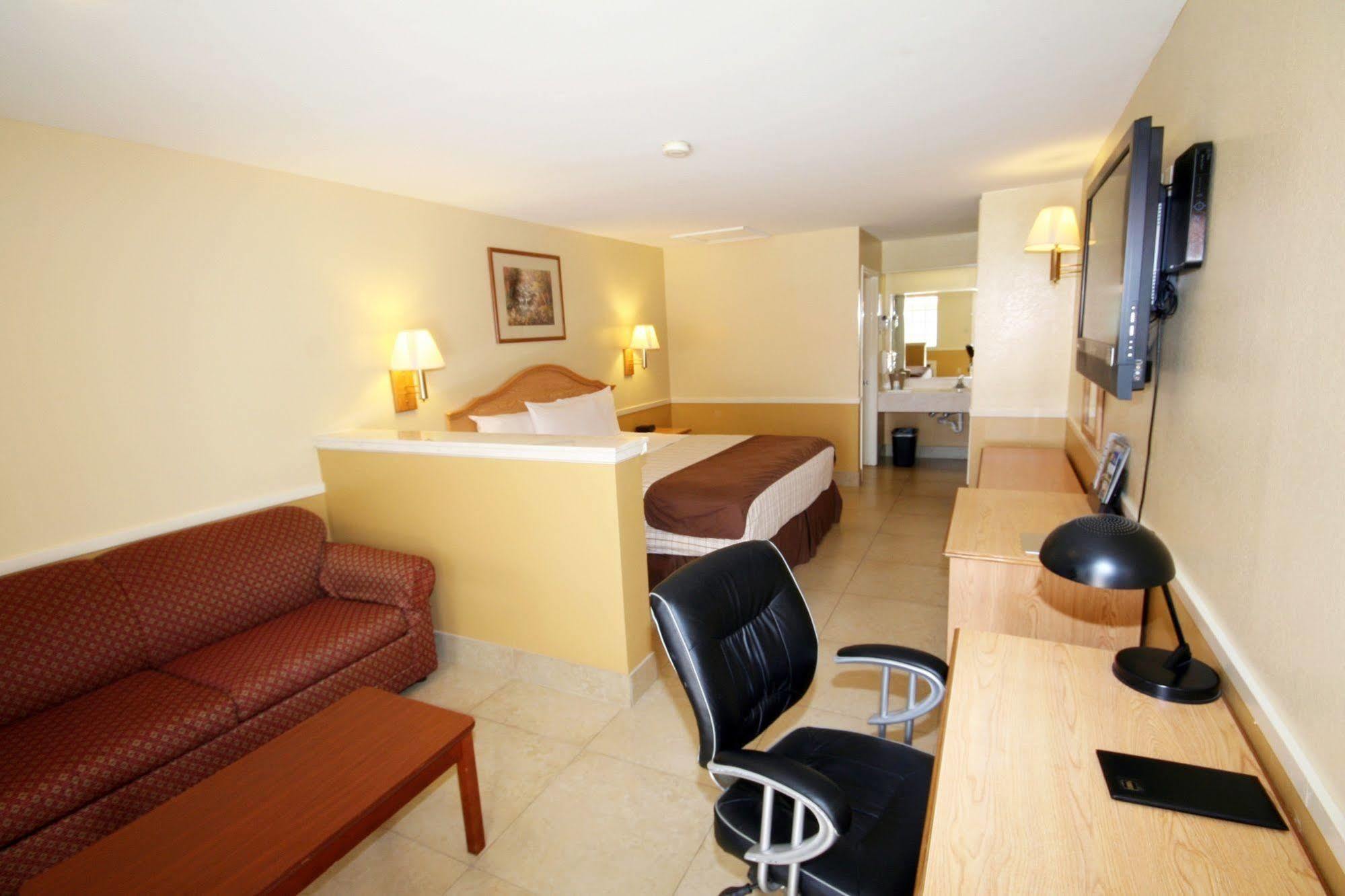 Edinburg Executive Inn Eksteriør billede